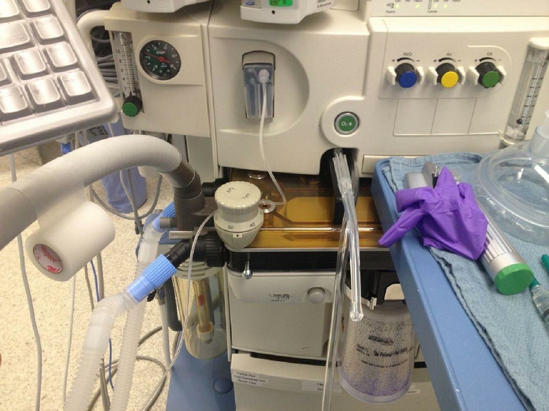 File:Anesthesia machine review.pdf